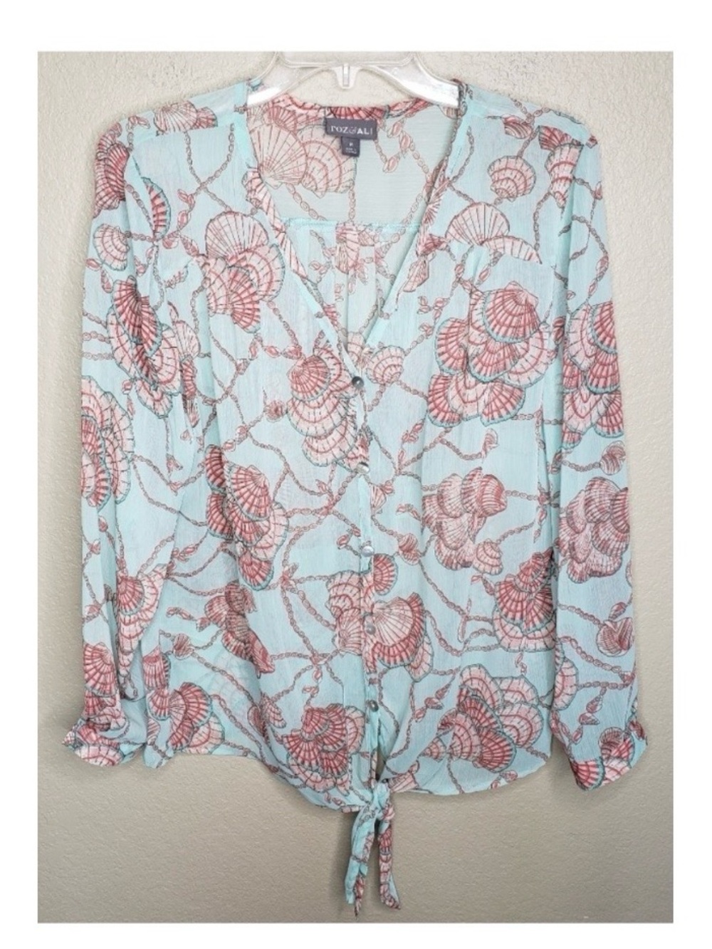 Roz & Ali size 3x Light Blue Top with Coral seashells Print & Front Tie